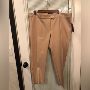 Classic Ankle Pants - Tan